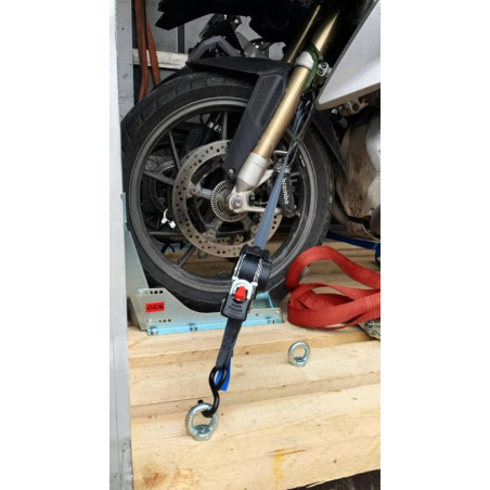 PAS Z AUTOMATYCZNYM ZWIJACZEM 25MM L-3M Produkt: 628